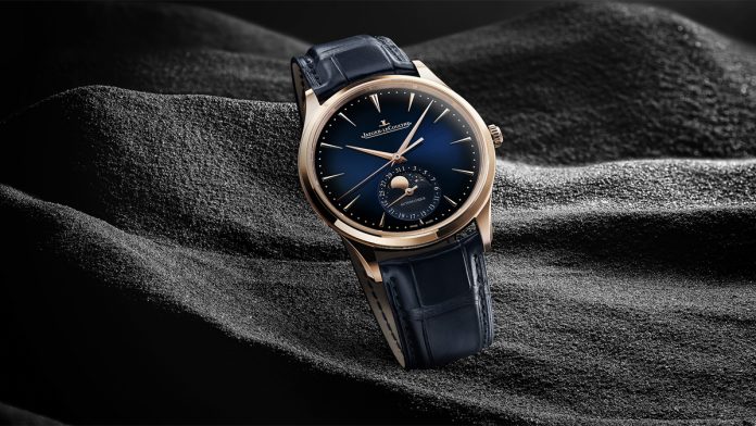 Jaeger-LeCoultre presenta una nueva versión del Master Ultra Thin Moon en oro rosa y esfera azul medianoche degradado Jaeger-LeCoultre presenta una nueva versión del Master Ultra Thin Moon en oro rosa y esfera azul medianoche degradado