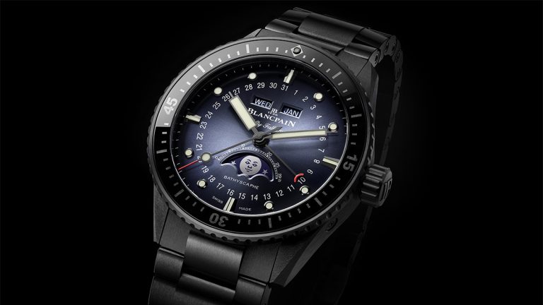 Bathyscaphe Quantième Complet Phases de Lune, más allá del negro