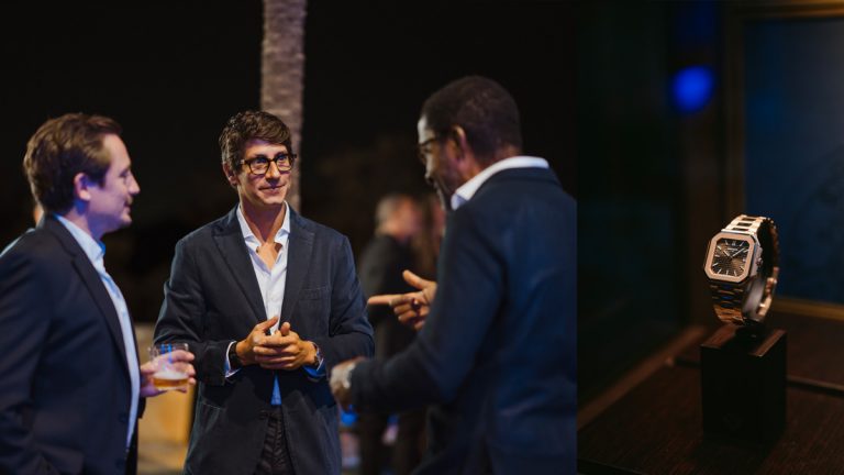 En un entorno de elegancia contemporánea, Patek Philippe y Relojería Alemana presentó en Mallorca la nueva colección Cubitus , una reinterpretación moderna de los códigos clásicos de la relojería suiza. La emblemática finca Son Togores se transformó en un espacio inmersivo dominado por estructuras geométricas y un juego de luces que evocaban la identidad arquitectónica de la colección. Entre los asistentes destacaron Mario Giménez , director de Patek Philippe España; Ramón Villar , técnico relojero de la manufactura; y los hermanos Pablo, Blanca y Paula Fuster , cuarta generación al frente de Relojería Alemana. Durante la noche, cerca de cincuenta invitados disfrutaron de una experiencia sensorial exclusiva y descubrieron en primicia las piezas más representativas de la colección, como las referencias 7128/1G y 7128/1R , presentadas previamente en Watches & Wonders 2025 en Ginebra. El ambiente sofisticado se ensambla con la decoración floral de La Rosaleda y la propuesta gastronómica de Jardín de Maca de Castro , acompañadas por la música de la DJ Inga Dau y un espectáculo de malabares lumínicos que fusionó arte, ritmo y precisión. La presentación de la colección Cubitus reafirma la alianza entre Patek Philippe y Relojería Alemana Mallorca , un vínculo que una tradición, innovación y excelencia en el universo de la alta relojería .