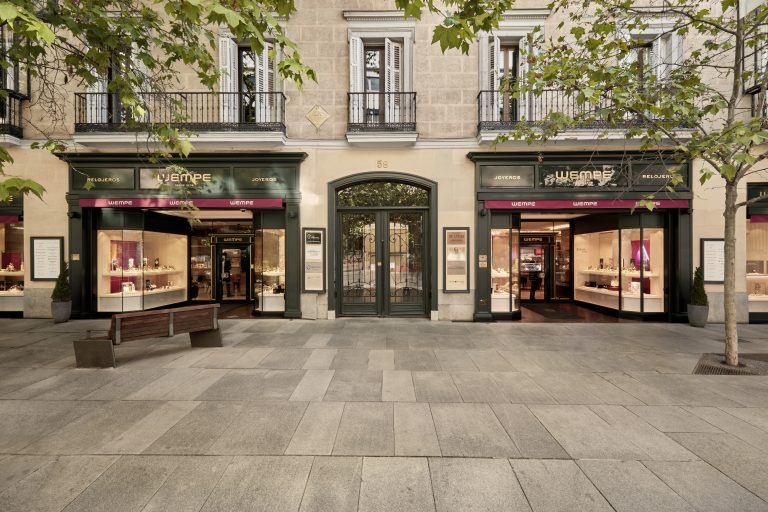 Wempe Madrid celebra 25 años con ediciones limitadas de A. Lange & Söhne y piezas exclusivas de alta relojería. Descubra una experiencia única en lujo.