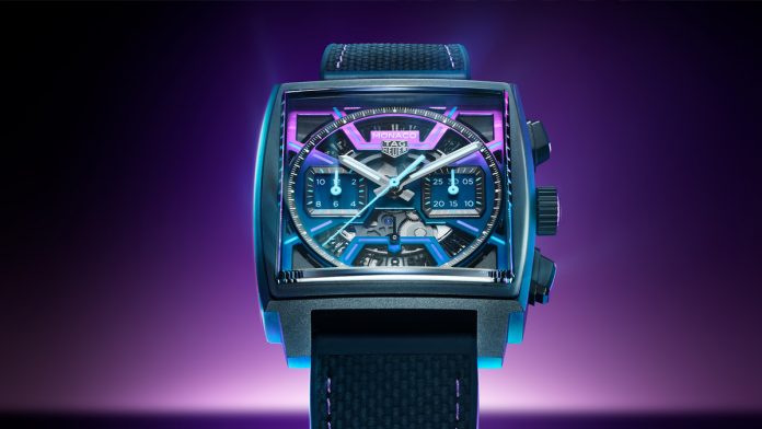tag heuer Edición limitada del TAG Heuer Monaco Chronograph: diseño esqueletado, titanio DLC y luminiscencia inspirada en las carreras nocturnas de Fórmula 1®.