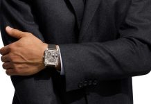 Bell & Ross BR-X3 Micro-Rotor: cuando la arquitectura se convierte en movimiento Bell & Ross presenta el BR-X3 Micro-Rotor, un reloj de alta relojería con arquitectura integrada y microrrotor que redefine el diseño mecánico contemporáneo.