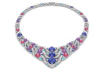 Nieves Álvarez y Milena Smit deslumbran con Alta Joyería de Bvlgari en la première de Amarga Navidad en Cannes Nieves Álvarez y Milena Smit brillaron en la première de Amarga Navidad durante el Festival de Cannes luciendo exclusivas creaciones de Alta Joyería de Bvlgari.
