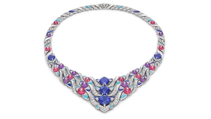 bvlgari Nieves Álvarez y Milena Smit brillaron en la première de Amarga Navidad durante el Festival de Cannes luciendo exclusivas creaciones de Alta Joyería de Bvlgari.