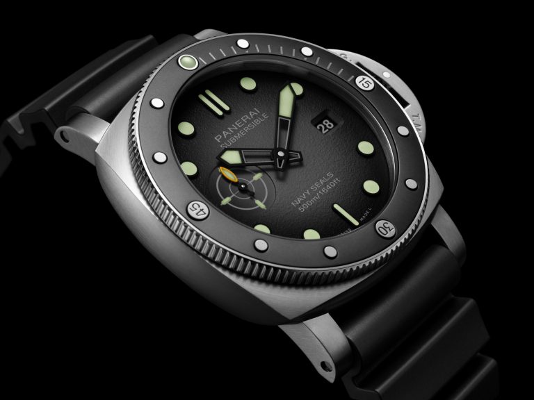 Panerai Submersible Navy SEALs PAM01738: el nuevo reloj de buceo profesional inspirado en las fuerzas especiales
